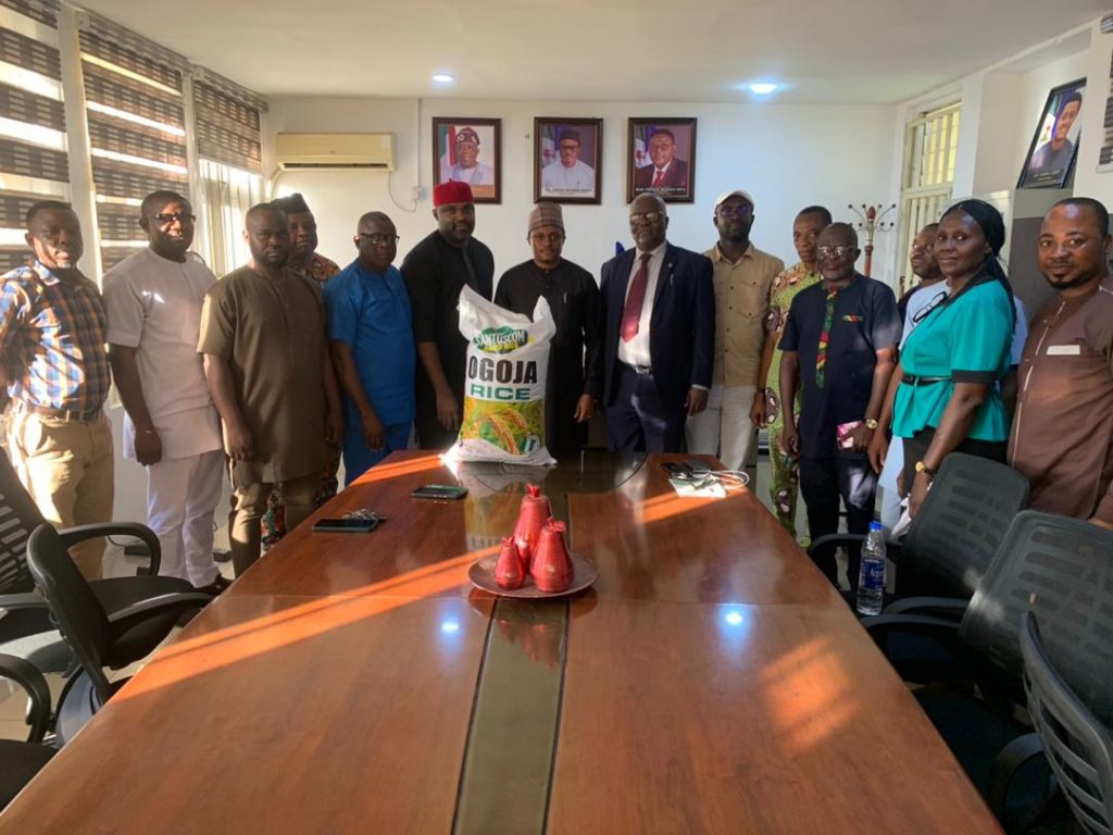 GOV OTU’S ‘PROJECT GROW’: SANTUSCOM AGRO INVESTMENT GROUP, OWNERS OF OGOJA RICE TO PARTNER WITH CRS MINISTRY OF AGRICULTURE AND IRRIGATION DEVELOPMENT.