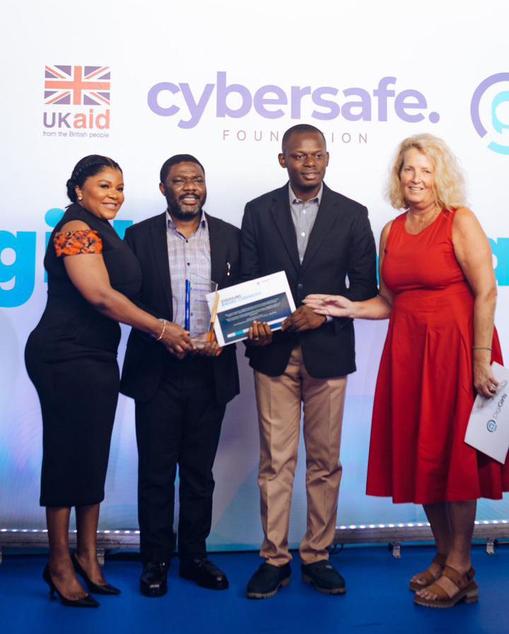 GURU INNOVATION HUB EARNS AWARD OF EXCELLENCE FOR OUTSTANDING PERFORMANCE AT DIGIGIRLS TRAINING FROM CYBERSAFE FOUNDATION AND UK GOVERNMENT.